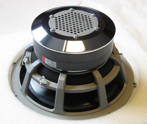 dynaudio esotar 1200